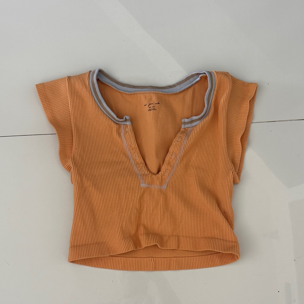URBAN OUTFITTER Orange Ribbed Crop Top M/L
